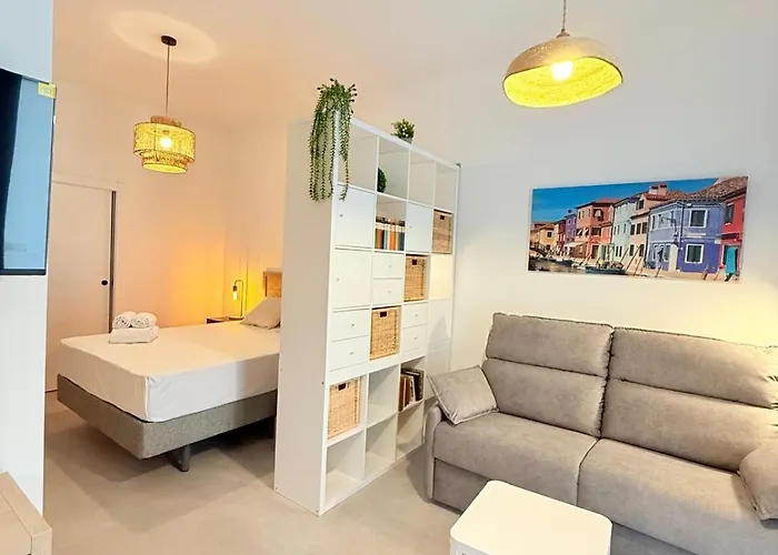 Travel Habitat Oceanografic Appartement *