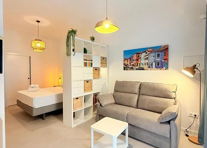 Travel Habitat Oceanografic Appartement *